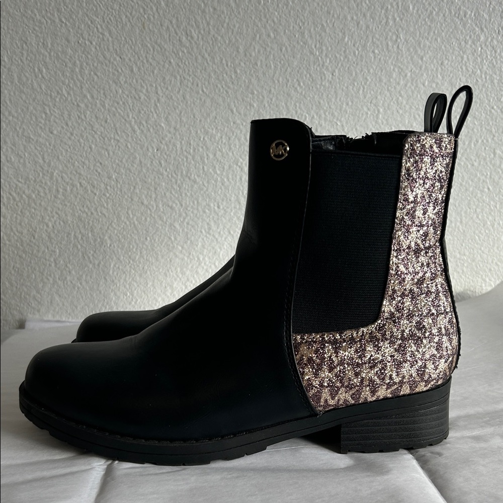 Michael Kors Chelsea Ankle Boots | Black Leather w/ Metallic Detail